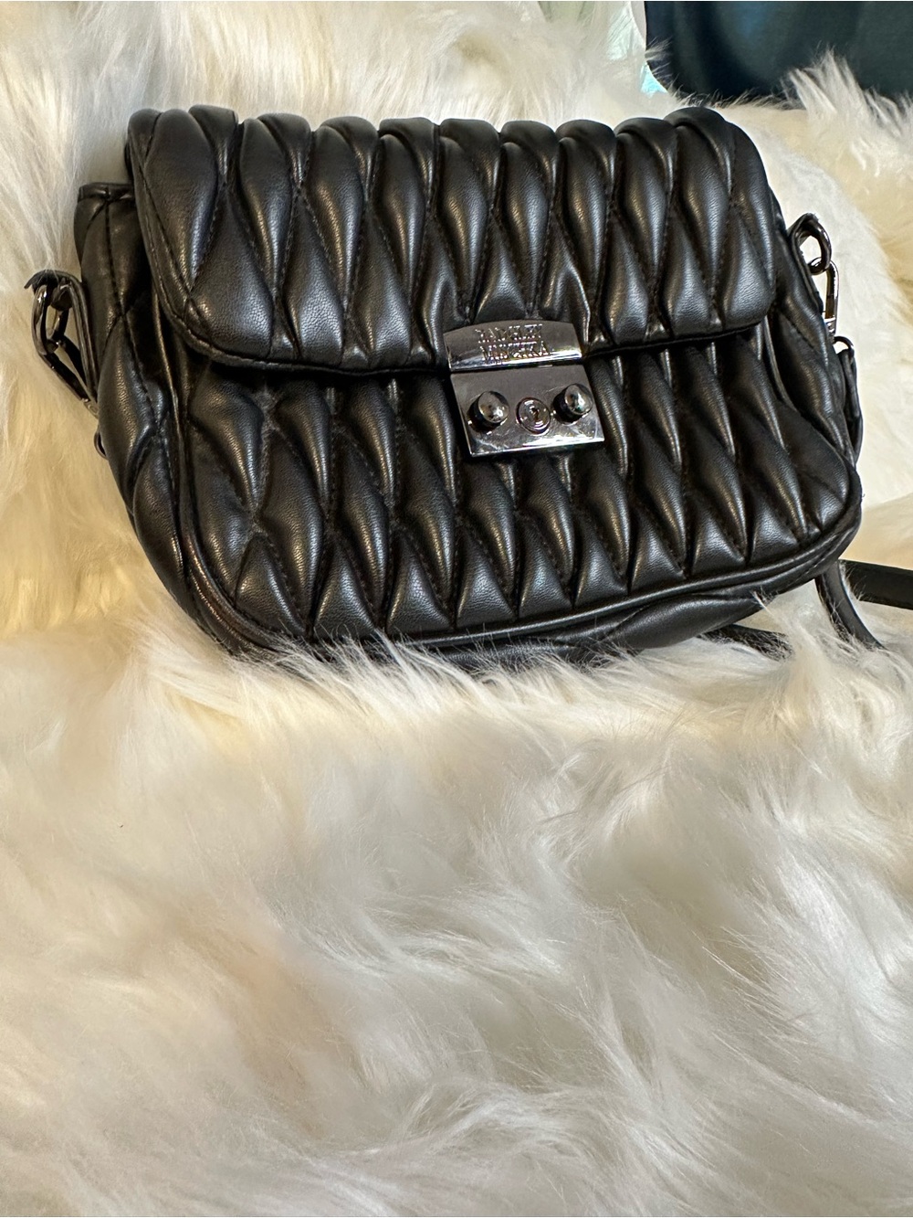 Badgley Mischka Quilted Leather Crossbody Bag in Black - Picture 7 of 13